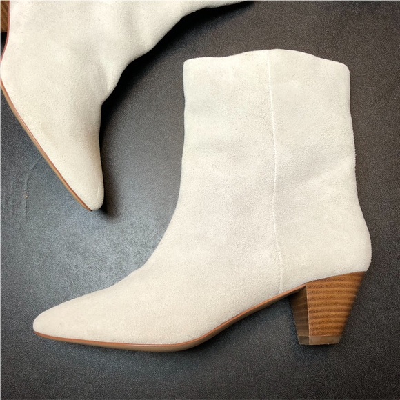Something Navy Milo white grey suede western heeled boot 9 - Picture 2 of 7